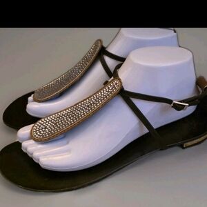 Giuseppe Zanotti Black T-Strap Crystal Accent Sandals